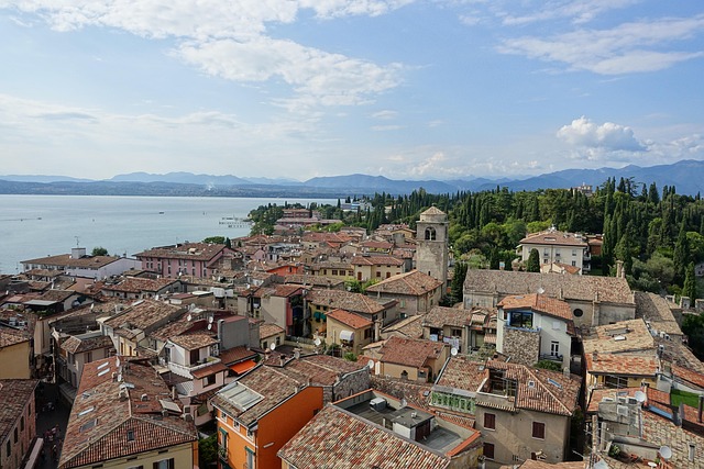 Free Sermione Italy photo and picture