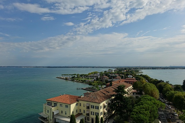 Free Sermione Italy photo and picture