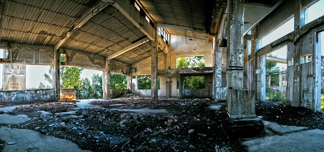 Ruina, Roca, Arquitectura, Historia