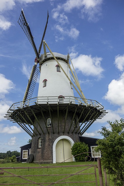 Free Mill Netherlands photo and picture