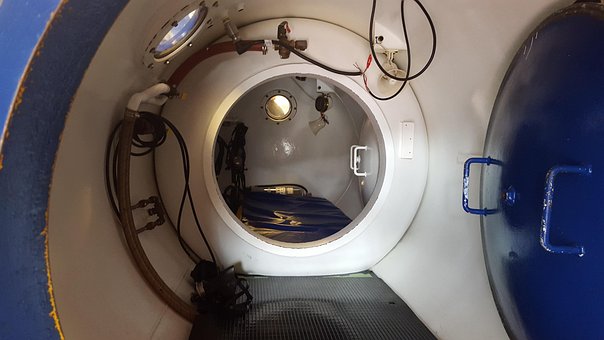 Free Decompression Chamber Diver photo and picture