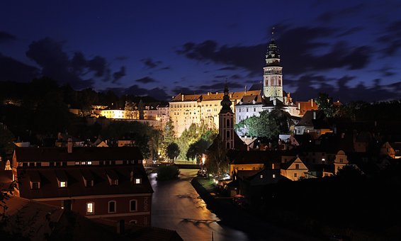 Free Czech Krumlov Night photo and picture