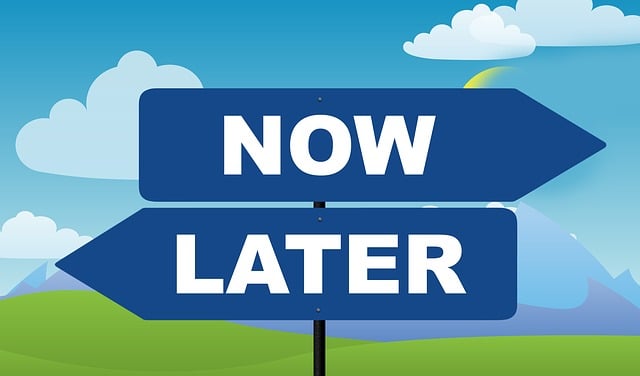 Free information sign direction now illustration
