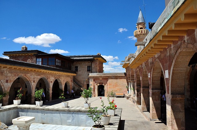 Nevşehir, Hacıbekta O, Pátio