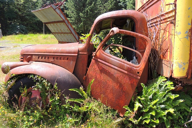Free Truck Rust photo and picture