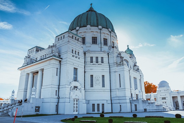 Free Graveyard Vienna photo and picture