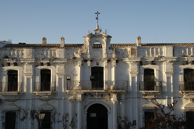 Free Casa Vieja Old Building photo and picture
