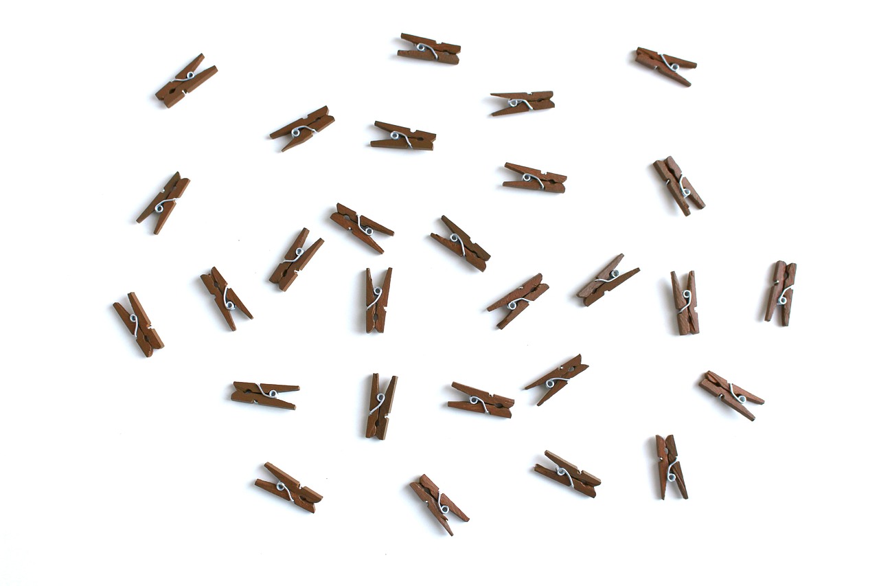 Download free HD stock image of Clothespins Bracket Free Clothespins Bracket photo and picture