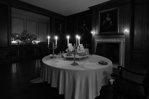 Free Table Restaurant photo and picture