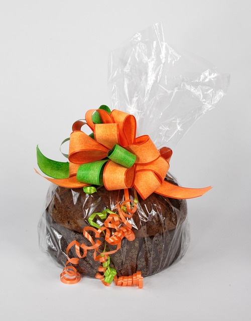 Free Panettone Pack Panettone photo and picture