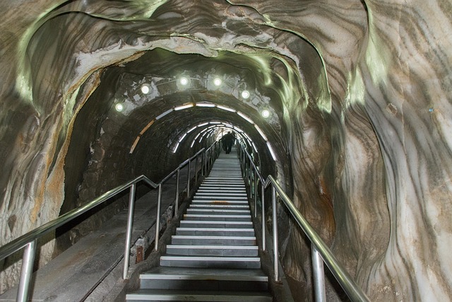 Turda Salt Mine, Salt, Cave