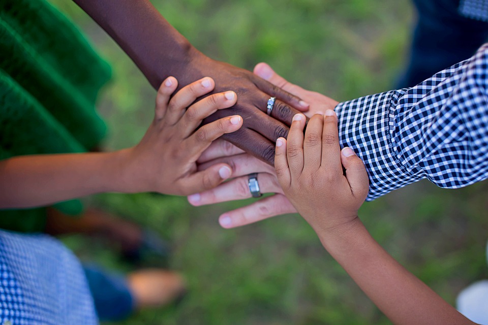 Hands Life Swirl Interracial · Free Photo On Pixabay - 960x640 - jpeg Interracial Hands