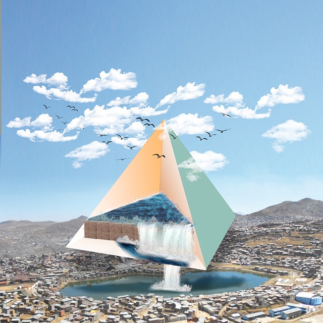 Free Cloud House illustration and picture