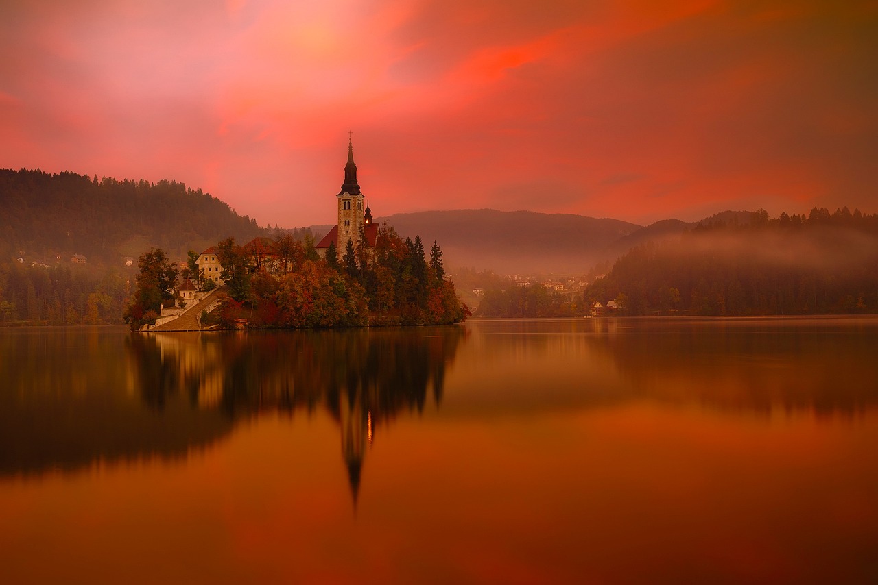 Lake Bled - free online jigsaw puzzle photo