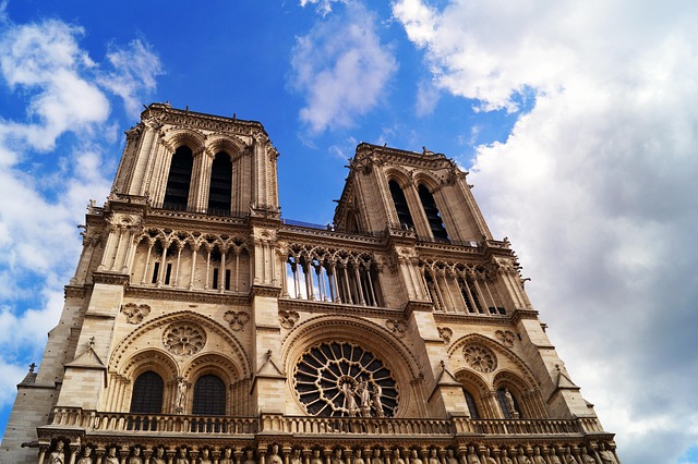 Free Notre-Dame Paris photo and picture