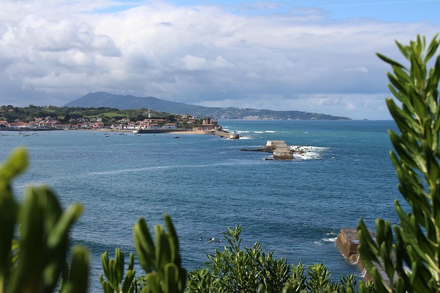 Socoa, Basque Krajiny, More, Hory