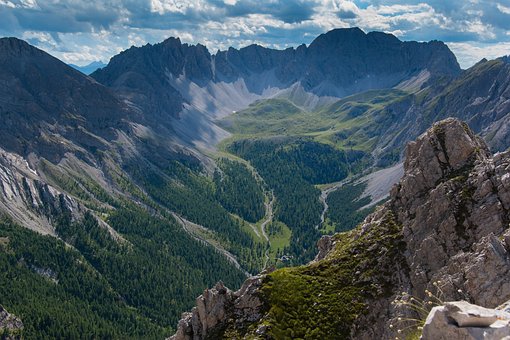 Free Dolomites Alps photo and picture