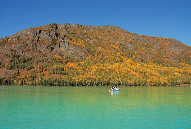 Free China Kala Si Lake In Xinjiang photo and picture