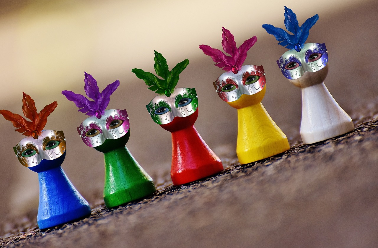 Masks - free online jigsaw puzzle photo
