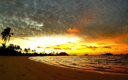Free Maldives Sunset photo and picture