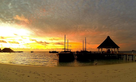 Free Maldives Sunset photo and picture
