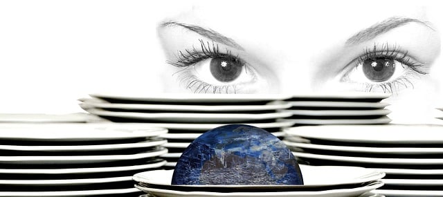 Free phrase proverb look over the tellerrand away illustration
