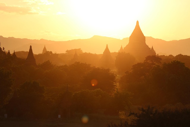 Free Bagan Sunrise photo and picture