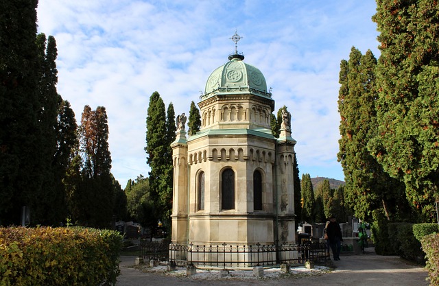 Free Graveyard All Saints photo and picture