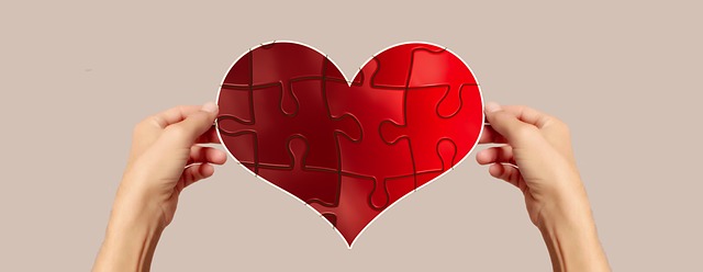Free hands heart valentine's day illustration