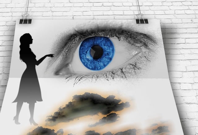 Free eye look woman illustration