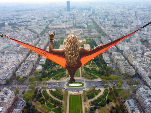 Free paris girl hammock illustration