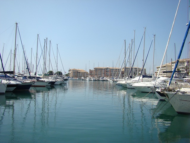 Free Port Boats photo and picture