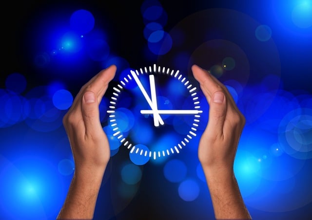 Free clock 5 to 12 the eleventh hour illustration