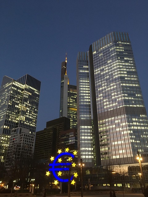Free Frankfurt Skyline photo and picture