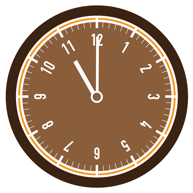 Free o'clock time rattle illustration