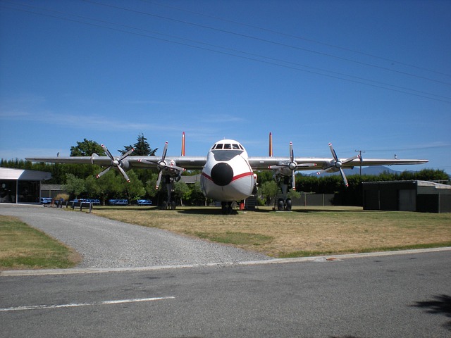 Free Cargo Plane Commercial photo and picture