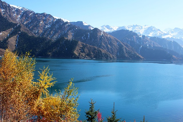 Free Tianchi Lake photo and picture
