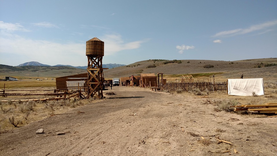 western movie set free