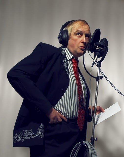Free Singer Studio illustration and picture