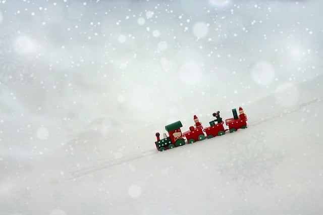 Free train decoration winter illustration