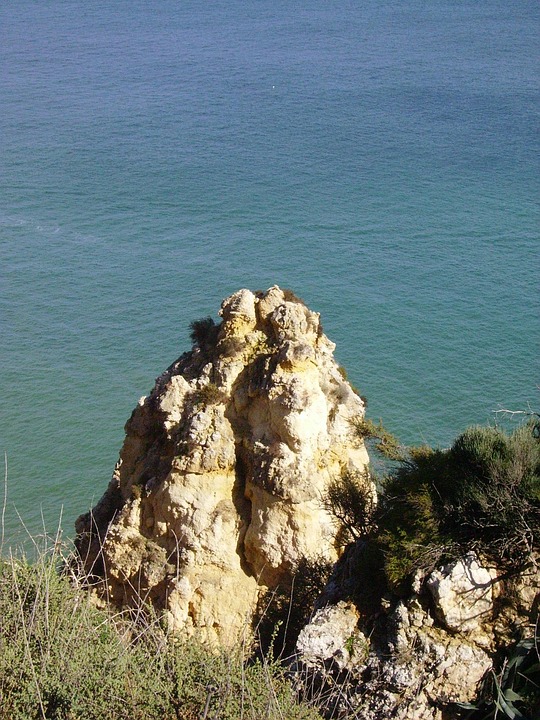 Unforgettable Family Adventures: Exploring the Algarve’s Natural Wonders