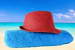 hat, towel, sea