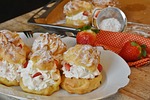 cream puff, strawberries, cream