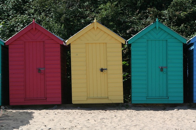 Free Beach Hut Sands photo and picture