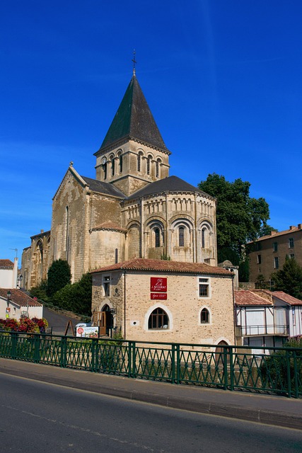 Free Building Church photo and picture