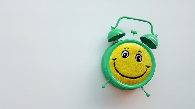 Free symbolic timeless happy illustration