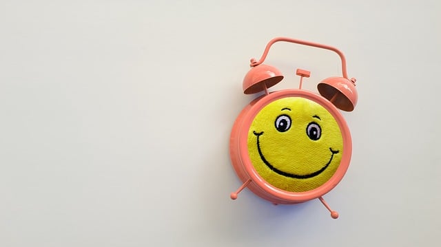 Free symbolic timeless happy illustration