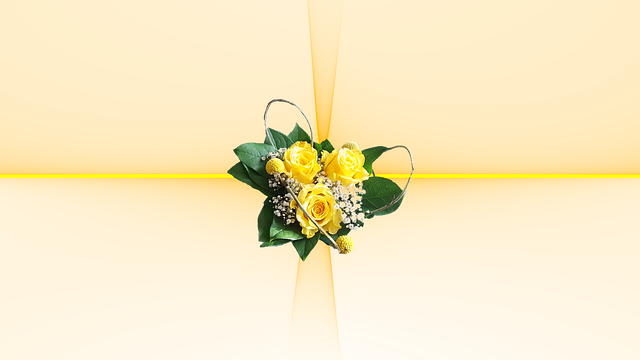 Free packaging yellow gift illustration