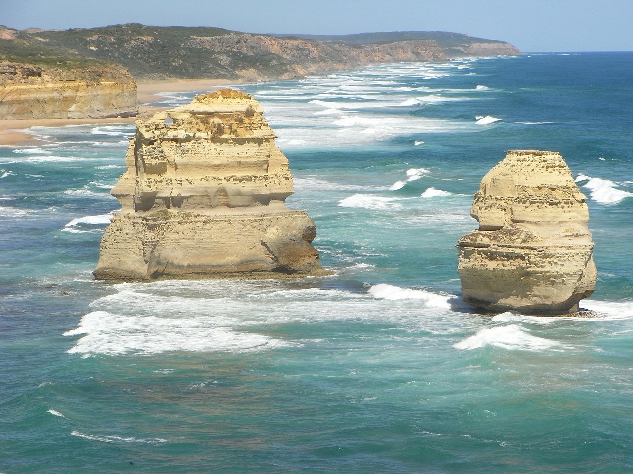 The Twelve Apostles - free online jigsaw puzzle photo