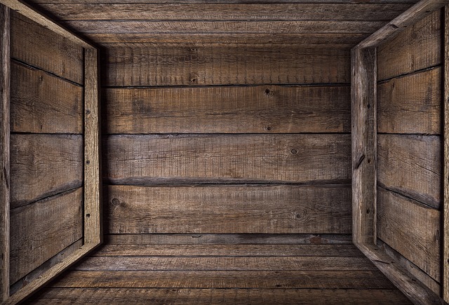 Free board tree box illustration